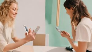 Kommunikationssysteme: Vom Morsecode zur 5G-Revolution